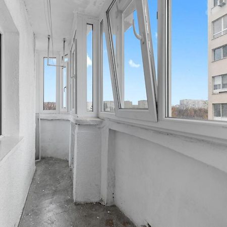 Dristor Large And Cozy Apartment Bukarest Eksteriør billede