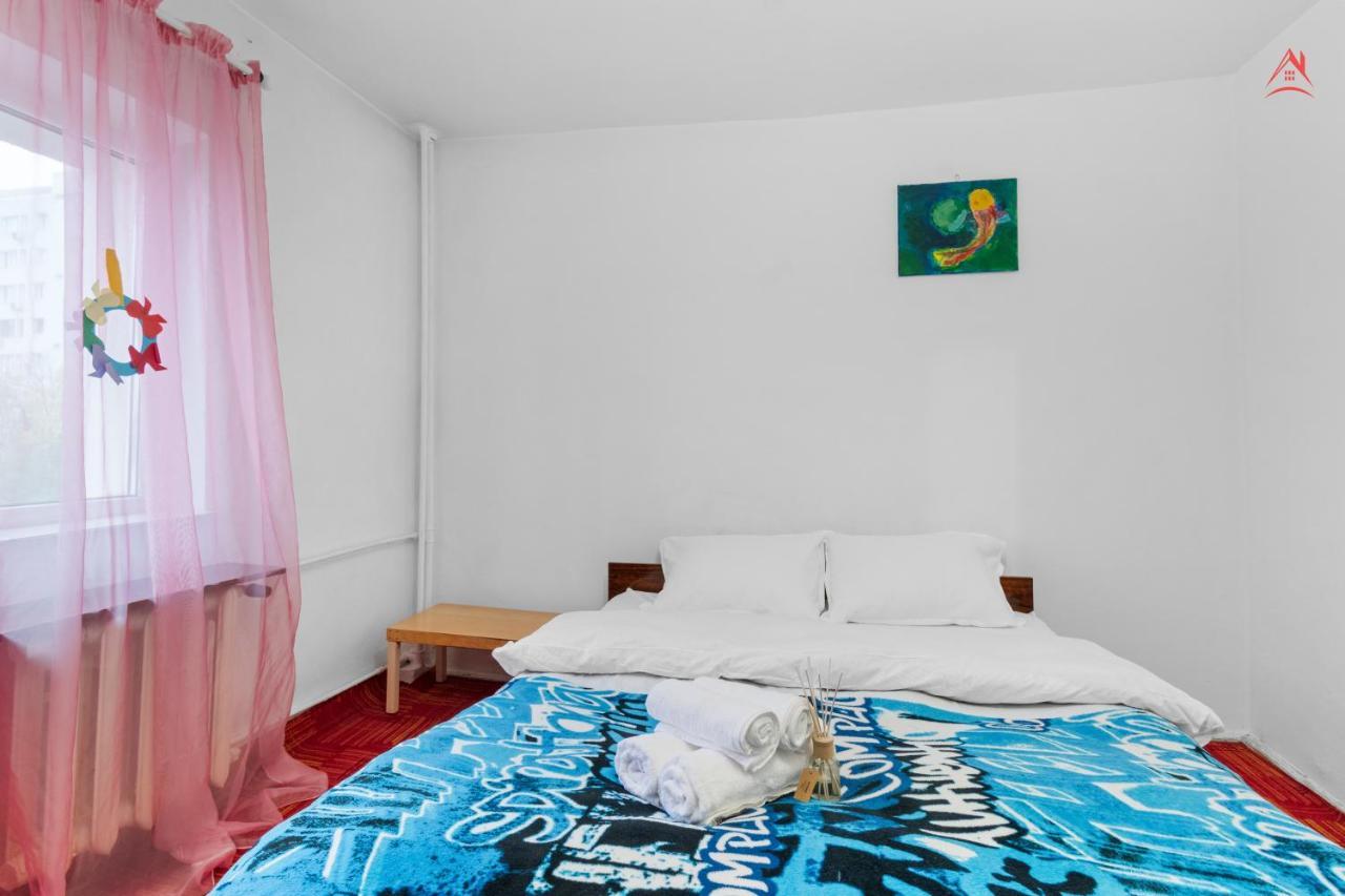 Dristor Large And Cozy Apartment Bukarest Eksteriør billede