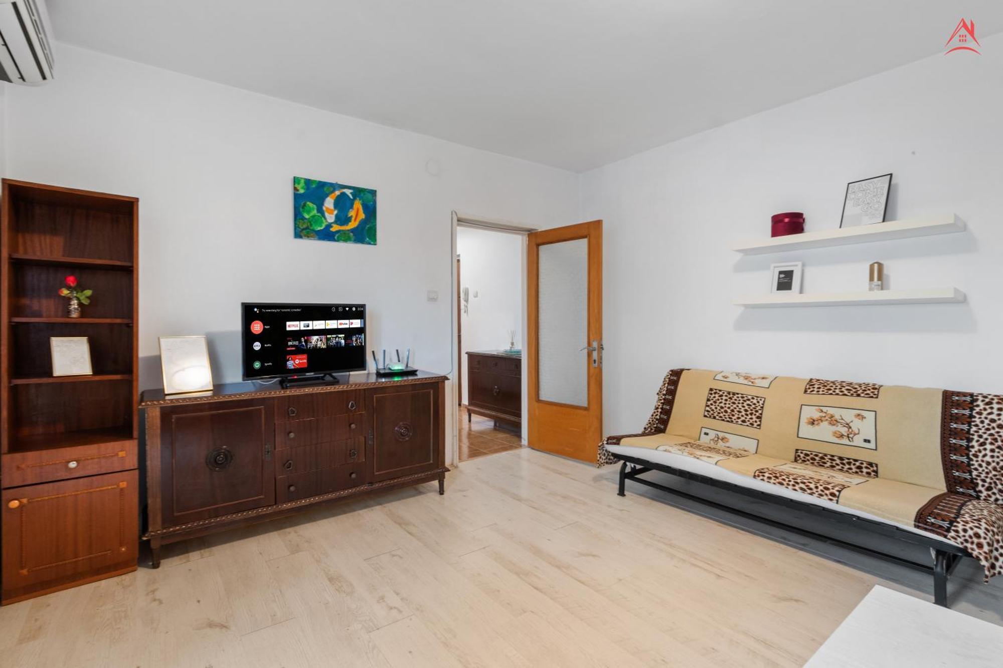 Dristor Large And Cozy Apartment Bukarest Eksteriør billede